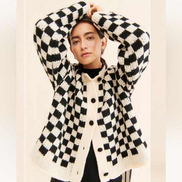 Desert Dreamer Checkered Cardigan - Picture 3 of 6